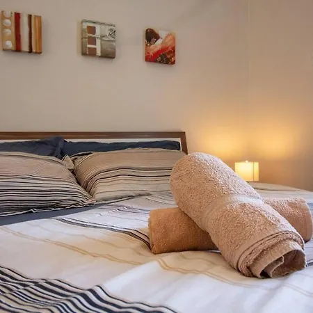 Modern In The Heart Of Maltese Nightlife *